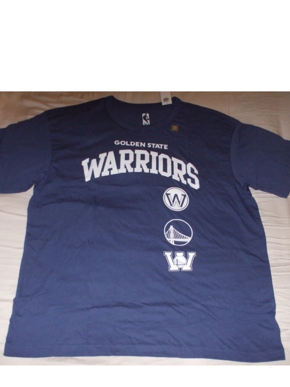 Golden State Warriors NWOT Size Medium T- Shirt